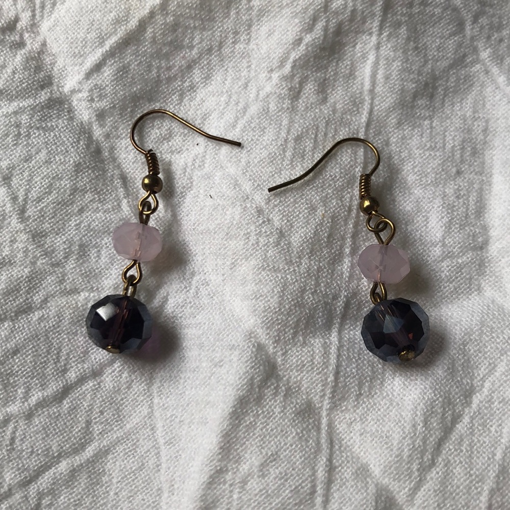 Adorable purple earrings!